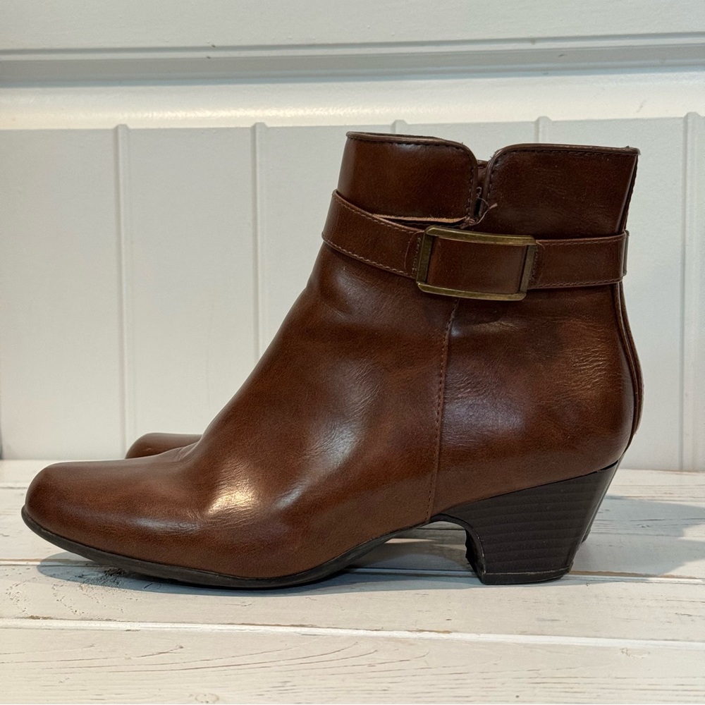 Lauren Blackwell Milo Brown Ankle Booties Size 8